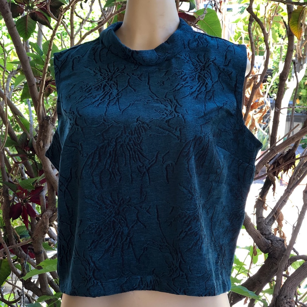 Mark (Avon) Crop Top XX-LARGE